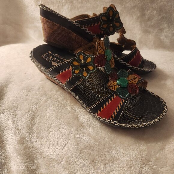 L'Artiste "Spring Step" Edrea Black/Multi color Leather Wedge Floral Sandal - Picture 6 of 6